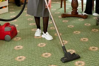 Прибирання вітальні